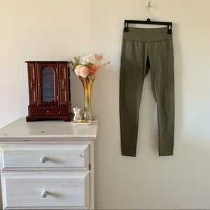 SOLD cotton leggings